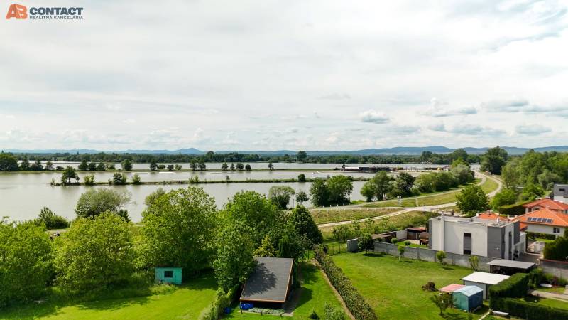 Prodazha Sadovye-uchastki, Sadovye-uchastki, Ratnovce, Piešťany, Slova